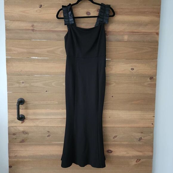 New Lulus Black Shoulder Ruffles Mermaid Bodycon Dress womens size S - Picture 1 of 7